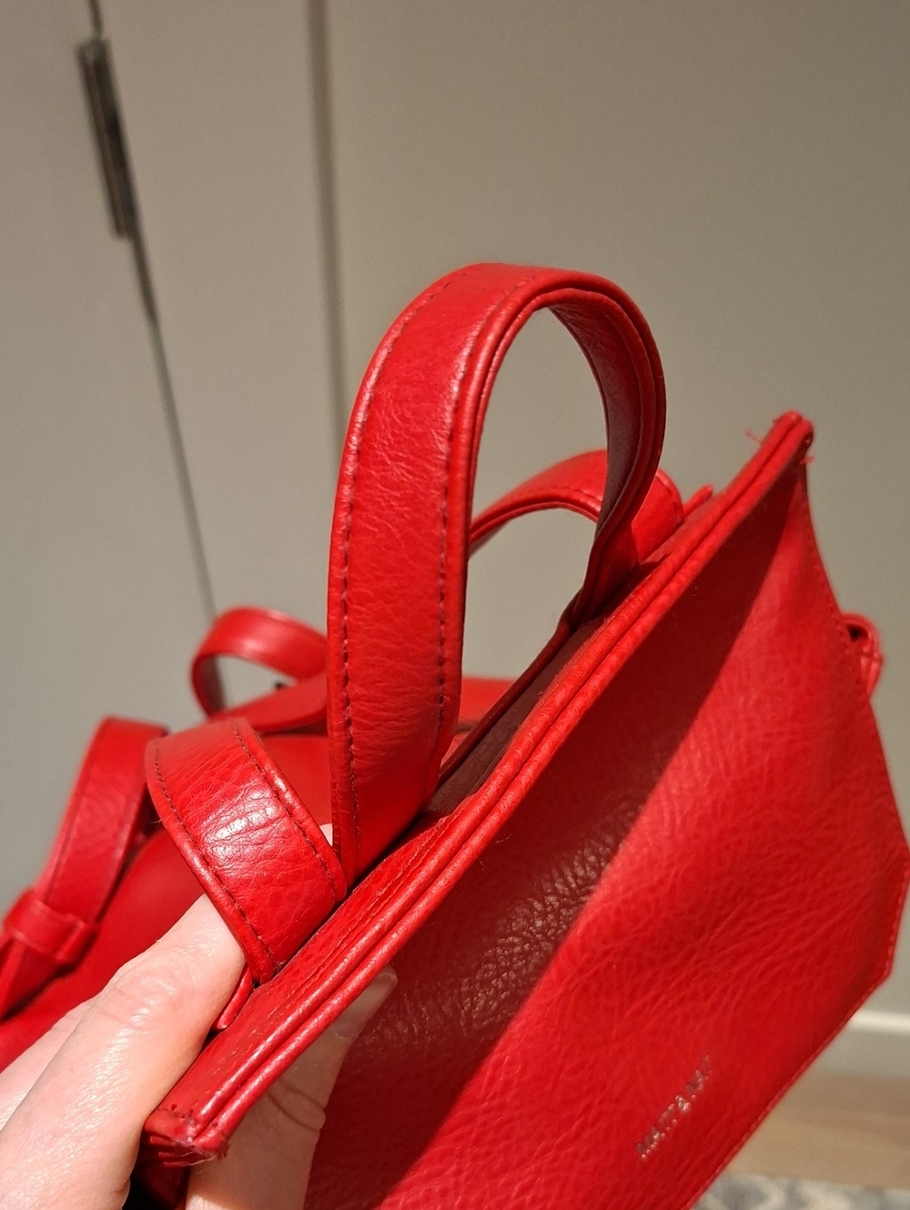Matt & Nat Vibrant Red Vegan Leather Slouchy 90's Drawstring Backpack - Picture 5 of 9